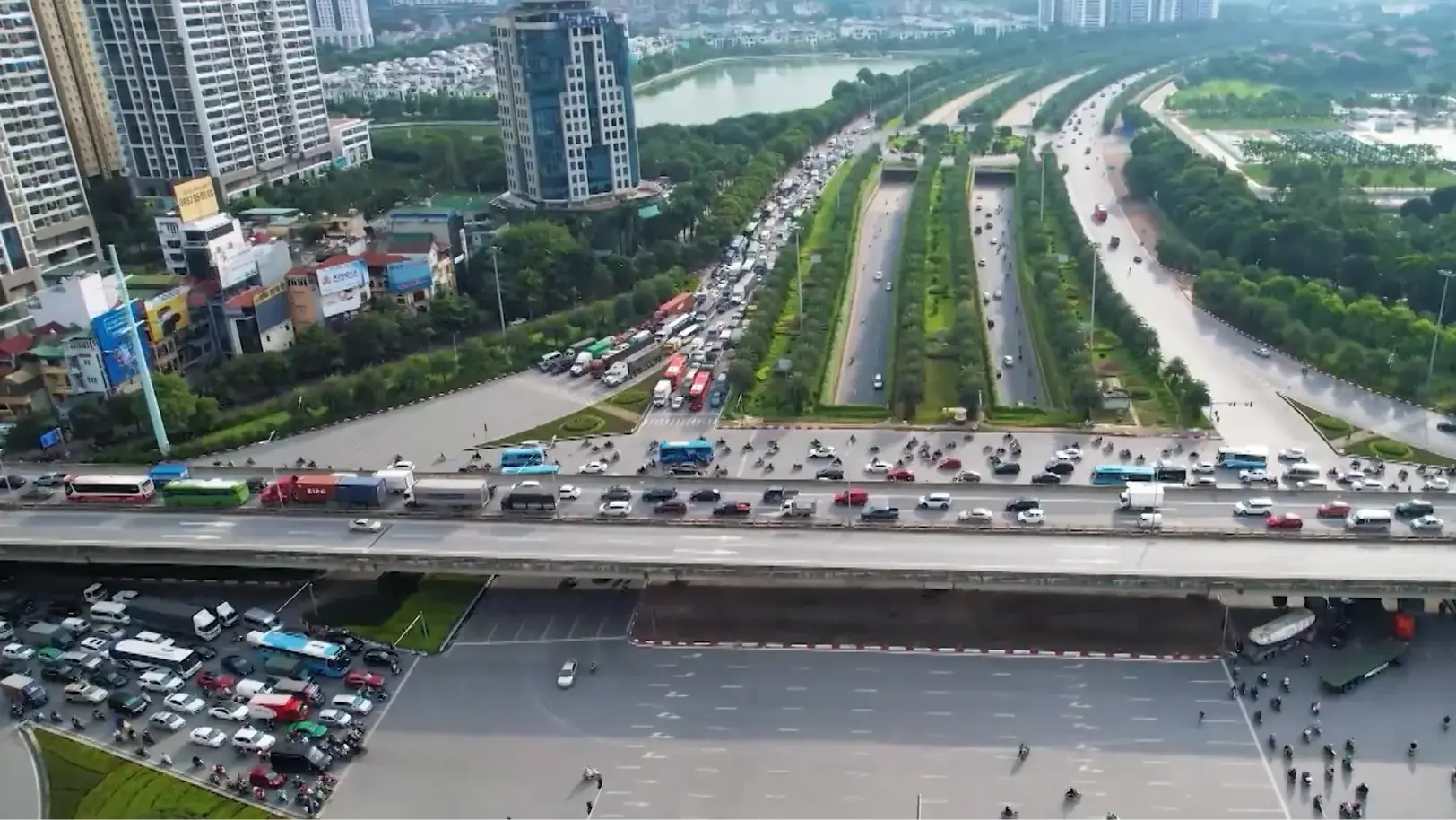 Kiểm soát khí thải để xây dựng vùng phát thải thấp | Chuyện đô thị | 26/07/2025